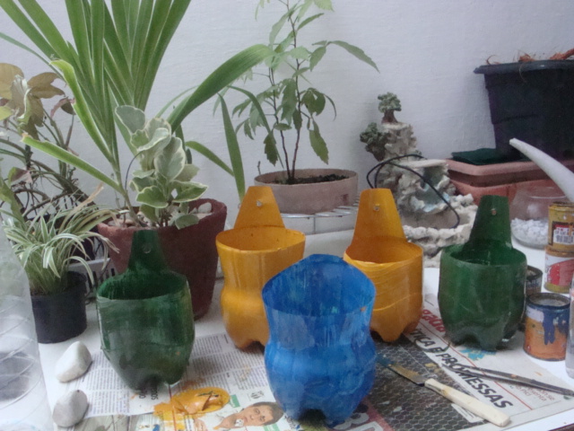 jardim vertical tecido: com cores diferentes para fazer um jardim vertical bem colorido jardim vertical tecido: com cores diferentes para fazer um jardim vertical bem colorido