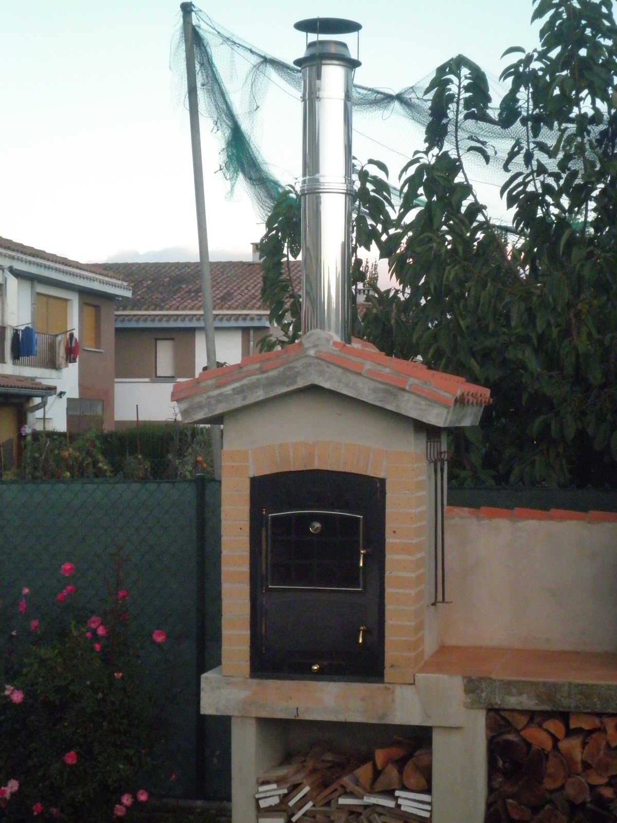 Horno metálico Modelo Lux-B encastrado en ladrillo refractario para