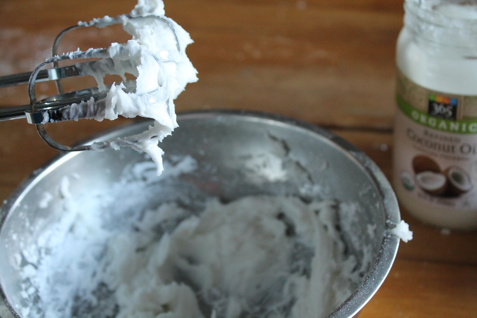 Coconut Oil Frosting TfDiaries