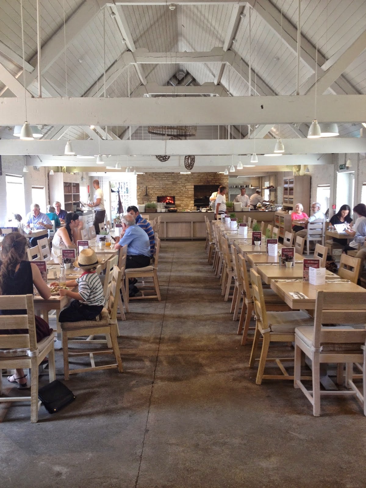 The Cotswolds Daytrip Part 1 Daylesford Organic Roses and Rolltops