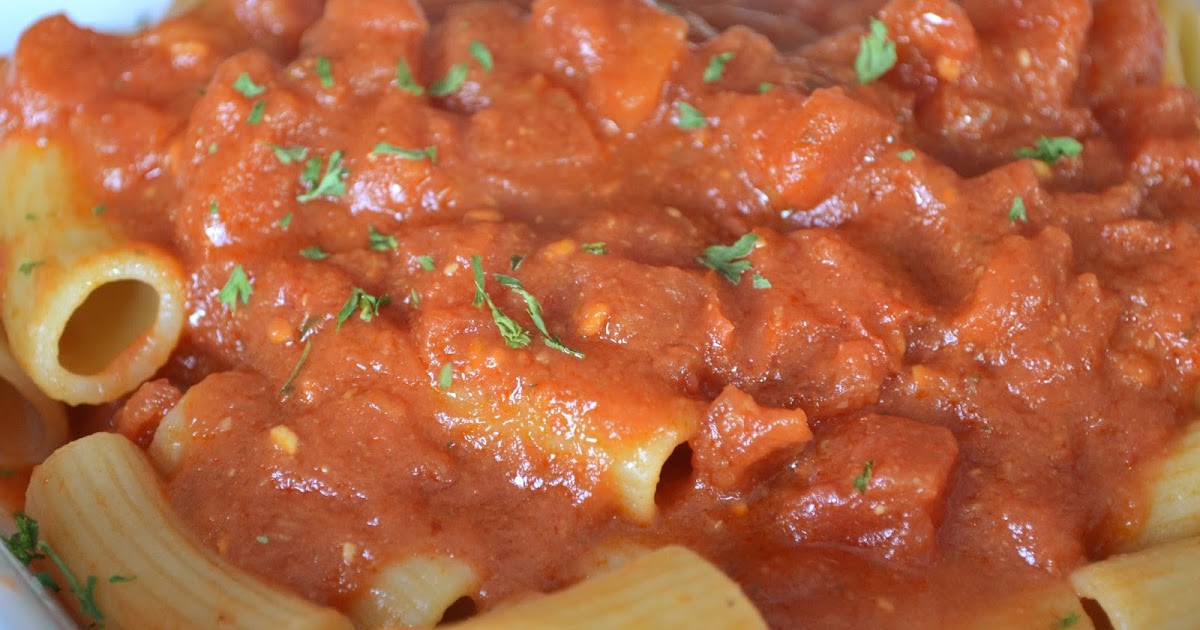 Cast Iron Stew Tomato Pesto Sauce