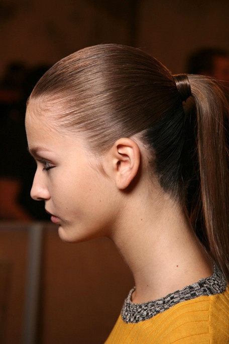 POPULAR HAIRSTYLERS: New Ponytail Hairstyles for 2012