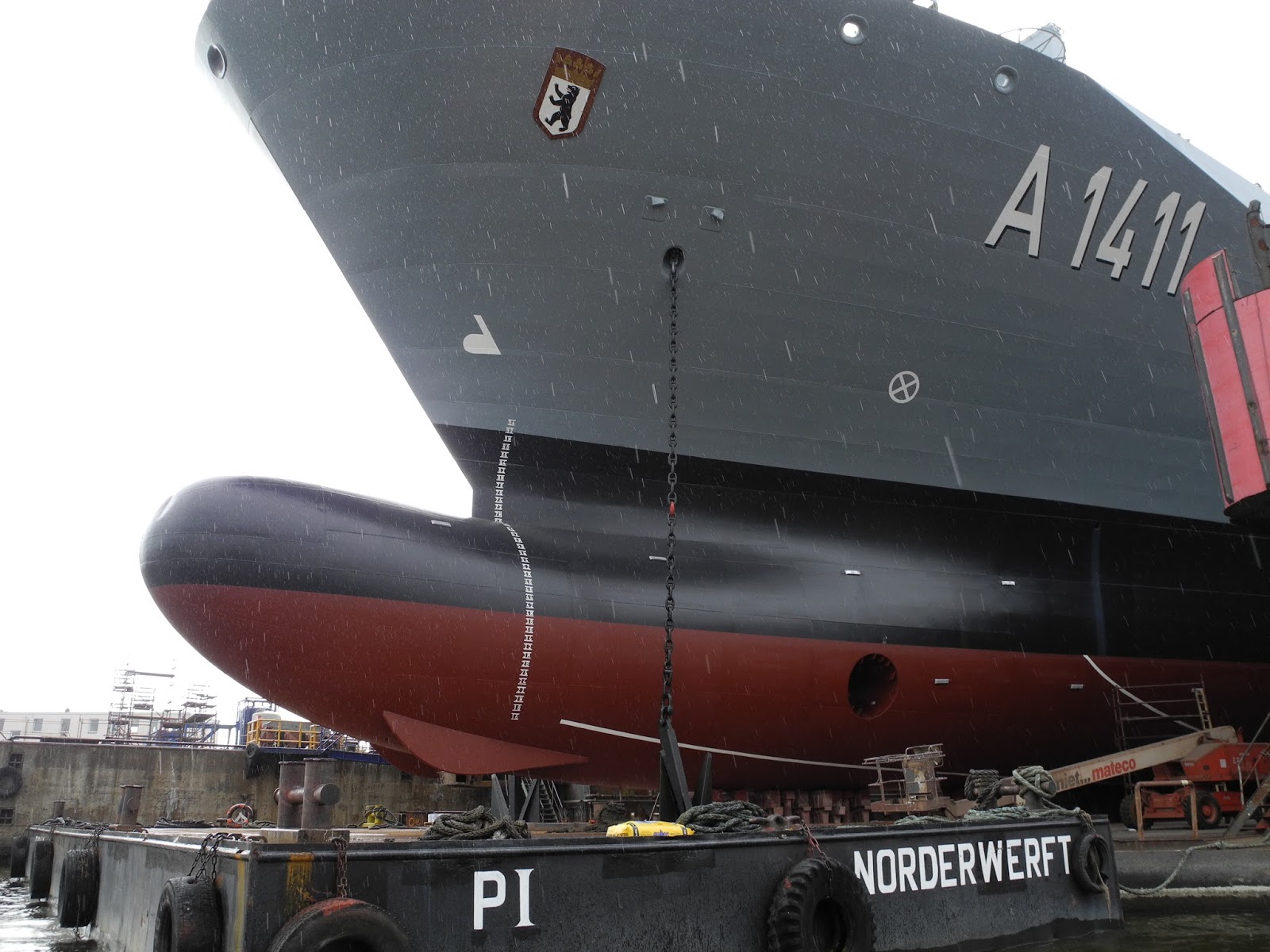 Cruise Ship Compendium Cruise Ship Hull Markings What do They Mean?