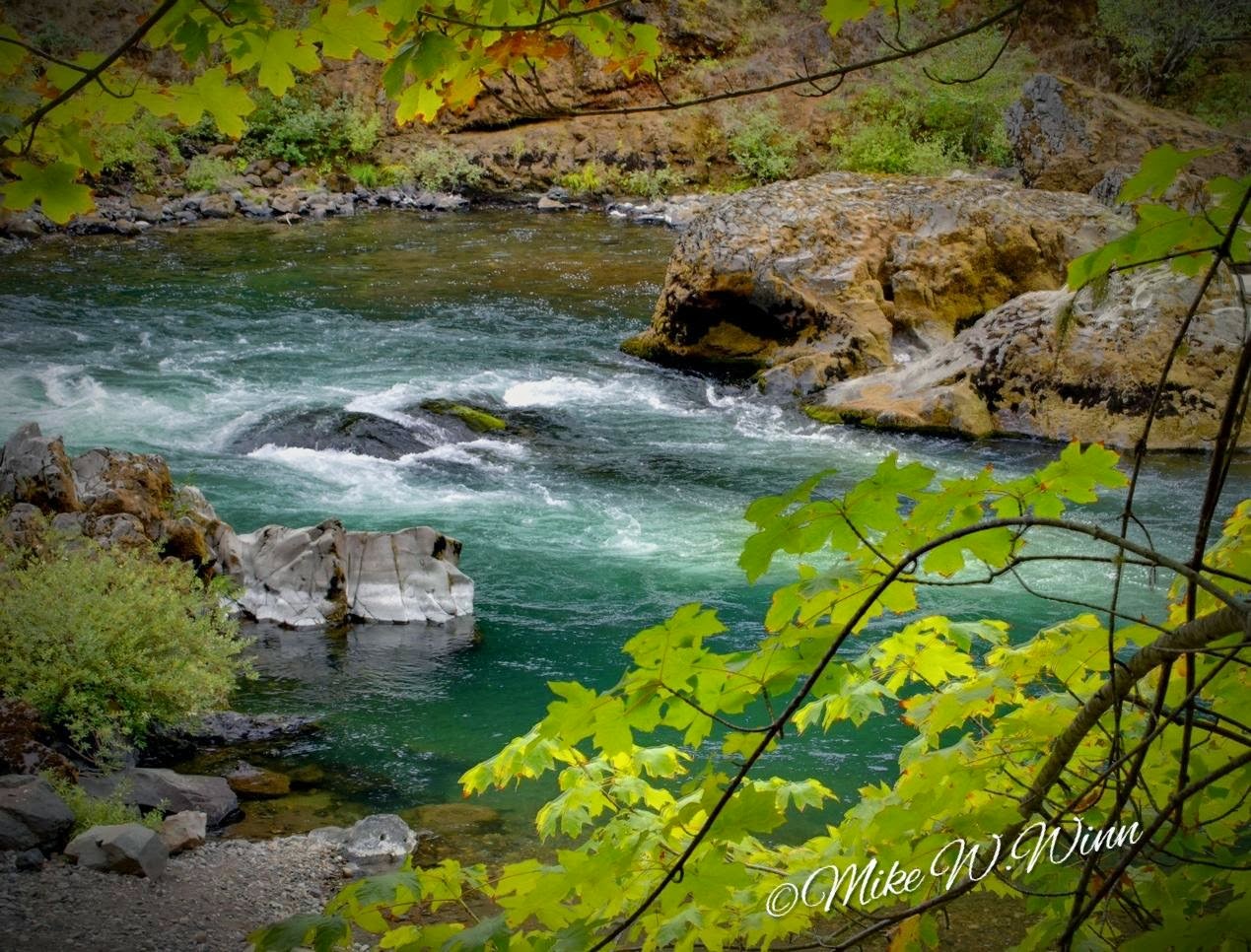 Mike's Photo Adventures Sutherlin, Oregon and Lake Siskiyou...On the