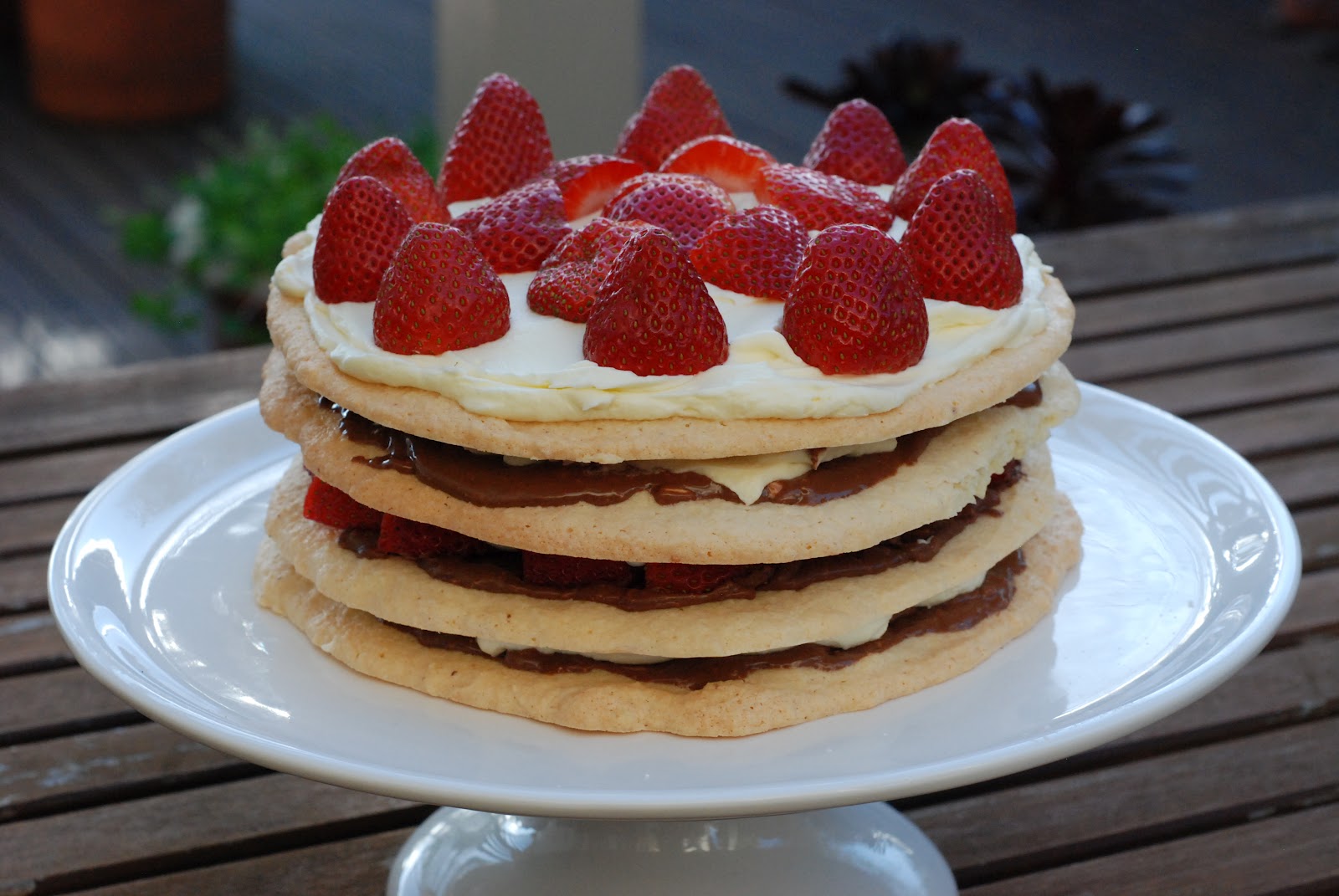 Vegie Mix Strawberry Vacherin