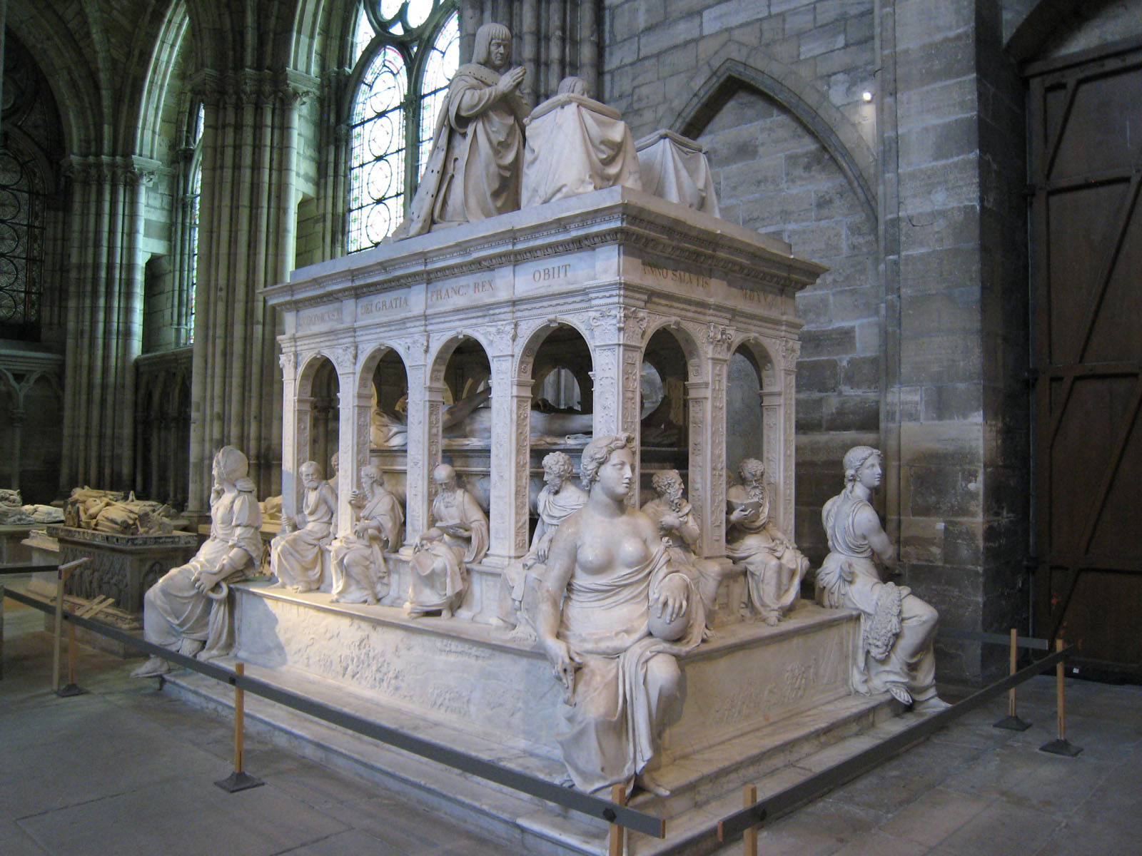 Photos et Voyages SaintDenis Basilique SaintDenis Nécropole Royale