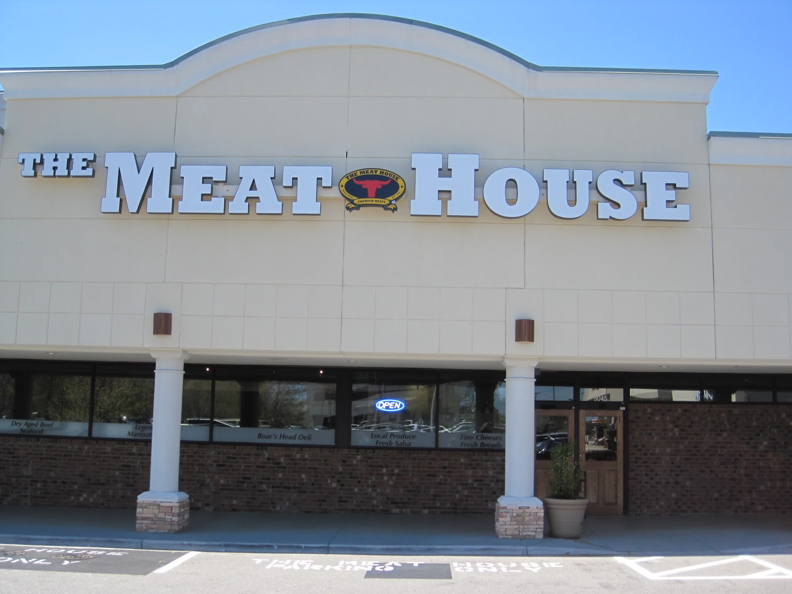 Another Day in Paradise with Dave & Lisa When bigger does not mean