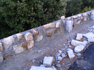 fabrication des murets en pierre de la route de Zicavo à Aullène en Alta Rocca