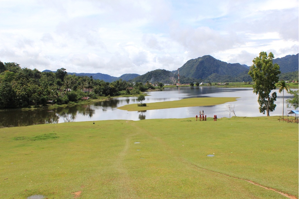 Danau Bermuka Dua Tarusan Kamang | Tapak SUMUT