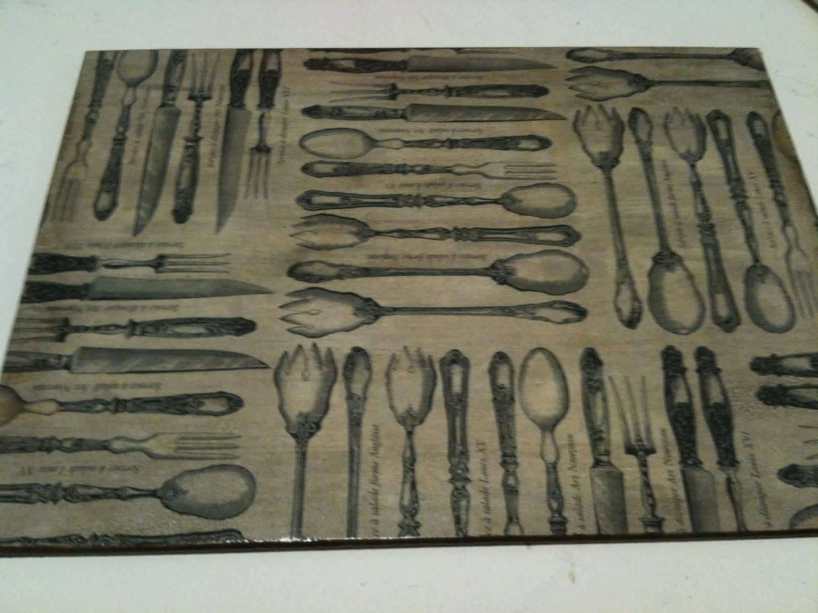 Filigree cool placemat