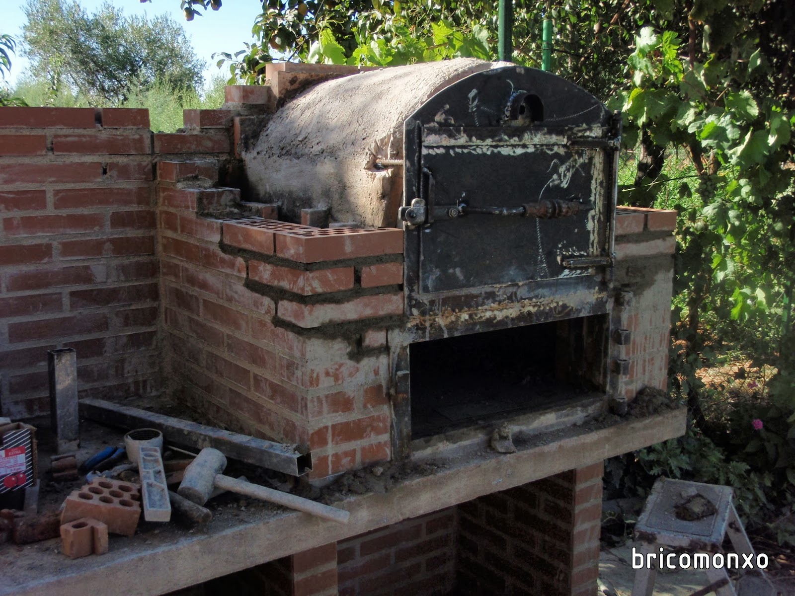 BRICOMONXO: Horno + Barbacoa