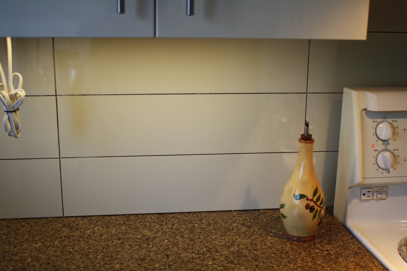 Our kitchen renovation Backsplash ceramics with spacers