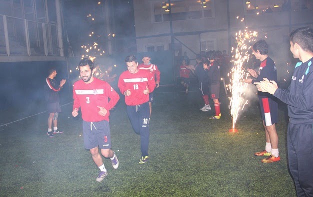 TUNA AMPYONLUU KUTLADI!