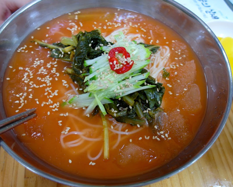Ewha University Summer Studies Travel Seoul Korea JinGukSoo Korean Traditional Noodles lunarrive blog singapore