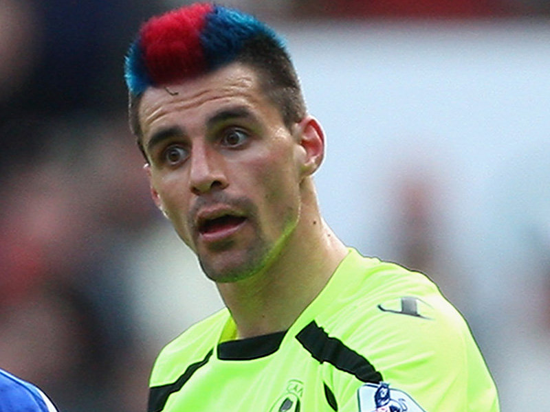 Blog FUAD Informasi Dikongsi Bersama Some Crazy Haircut In Football