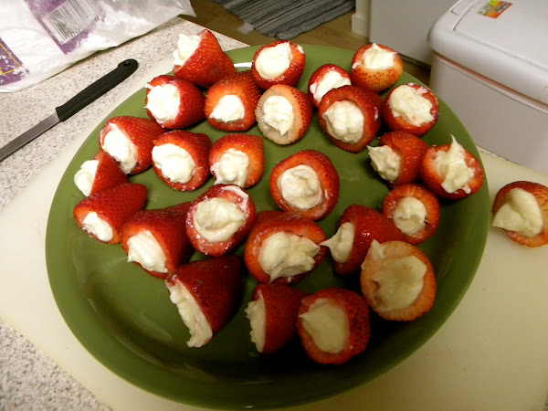 Cheesecake stuffed Strawberries