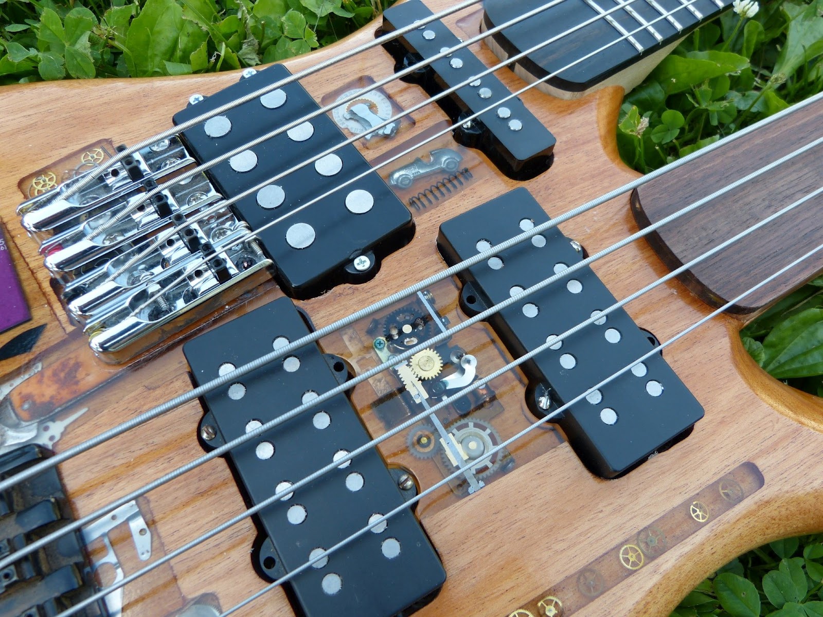 Guitars Glider Double Neck Bass