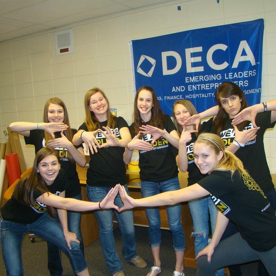 Seven Sparta DECA members advance to the International Career