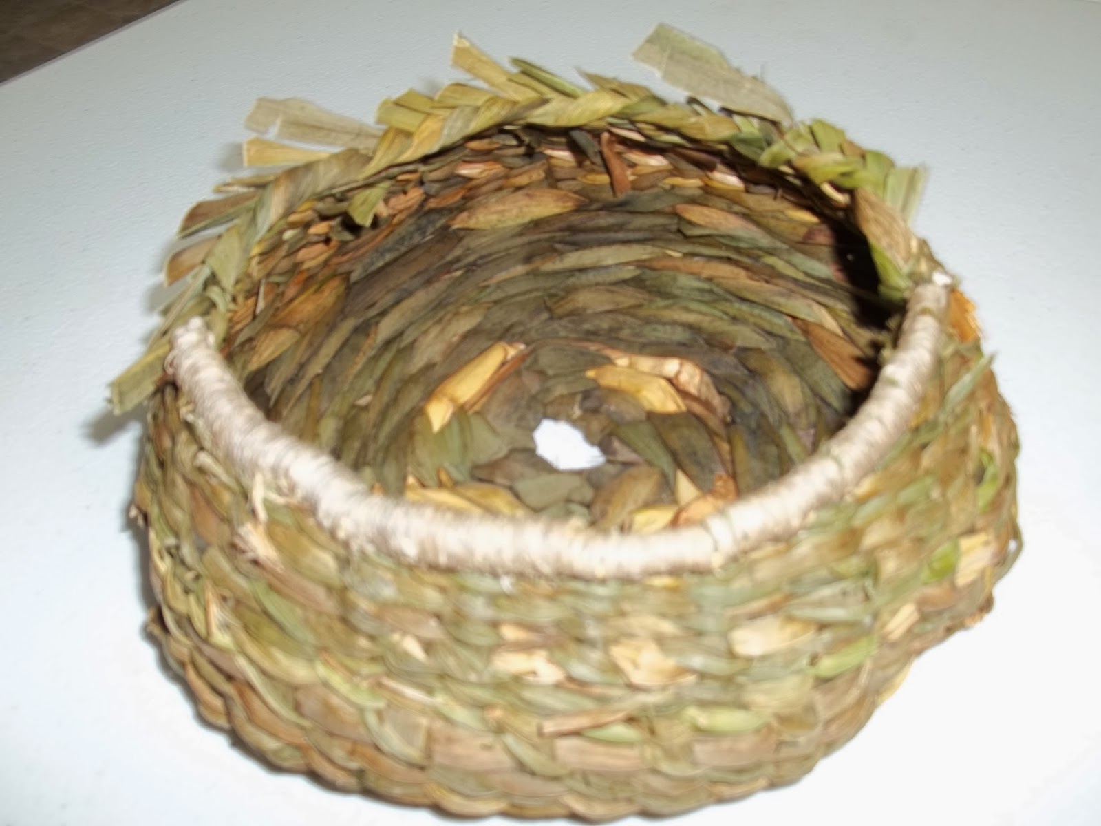 Little Turtle Basket Weaving and Supply 8" Round Cattail basket