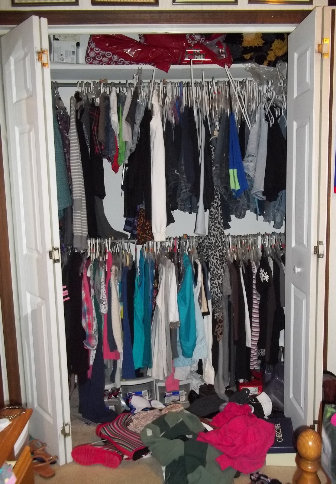 many clothes