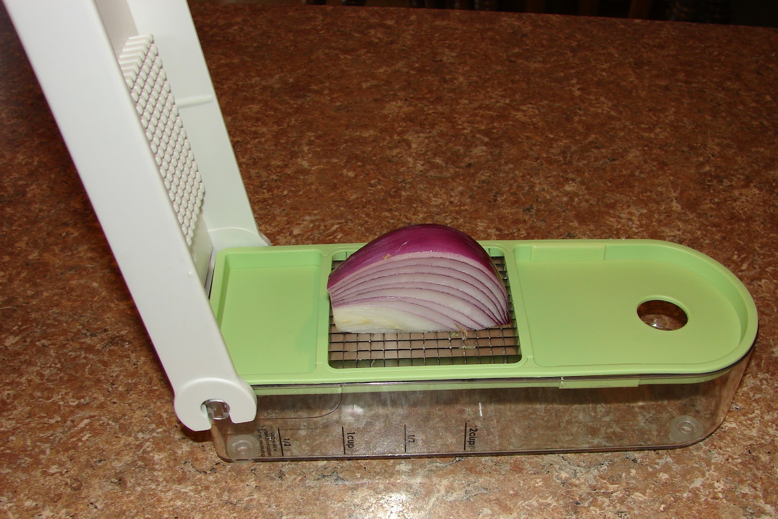 Vidalia Chop Wizard and Onion Keeper - household items - by owner -  housewares sale - craigslist