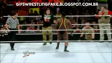BEL+-+Shoulder+Tackle.gif