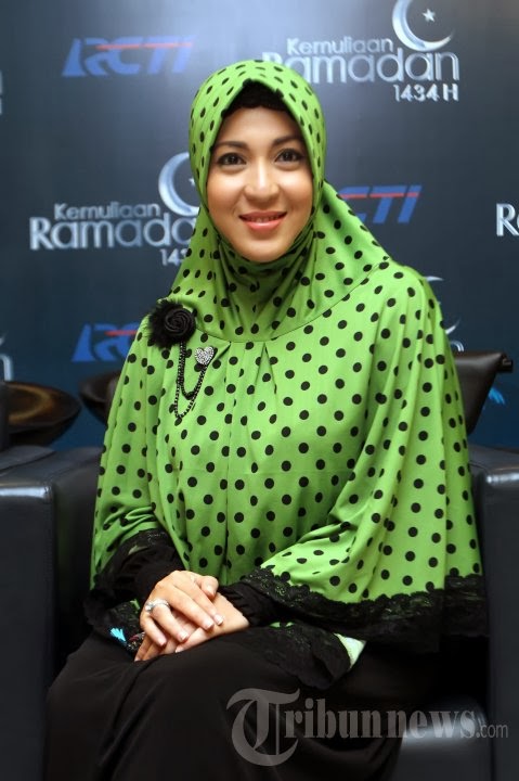 Kumpulan Foto Devi Permatasari Terbaru 2014 | Wallpaper Gambar Foto 2014