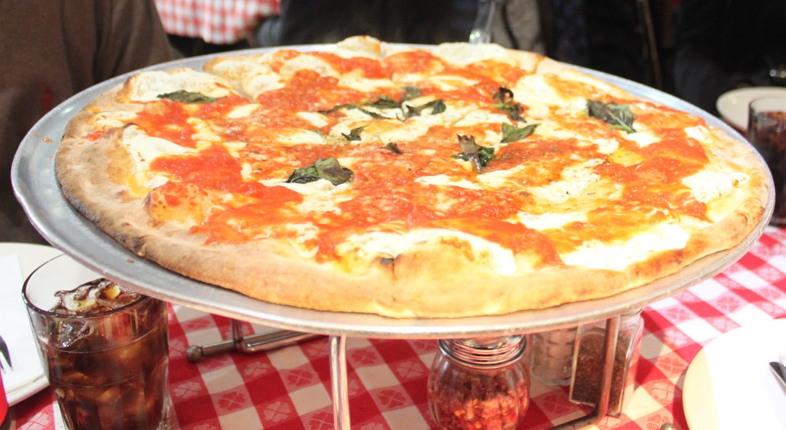 Restaurant reviews in a 100 words or less Grimaldi’s (Brooklyn New York)