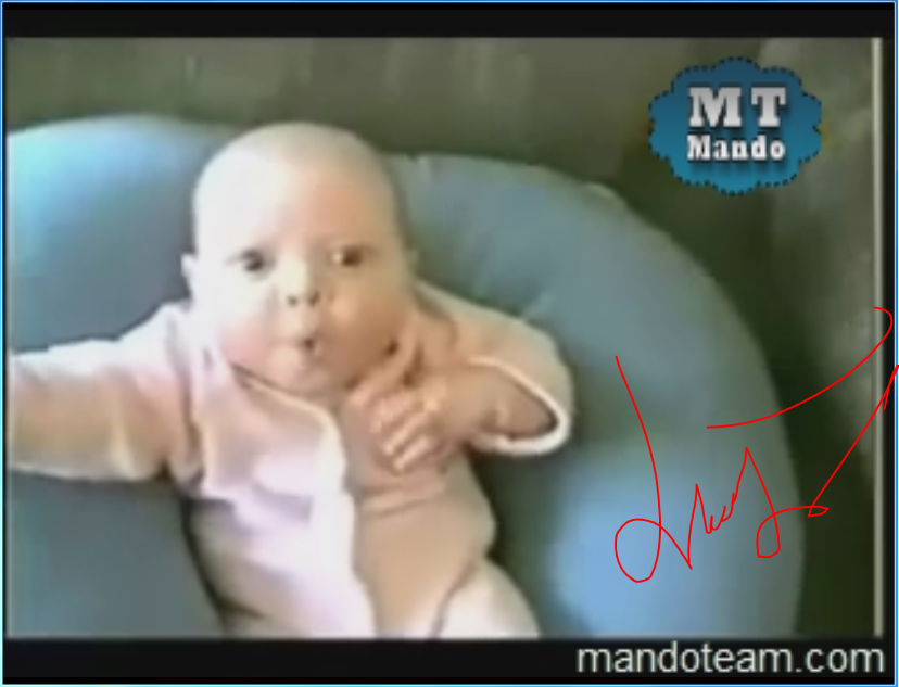 O bir kunfu bebek Bebeklerin ilginç ve komik anları olur işte o