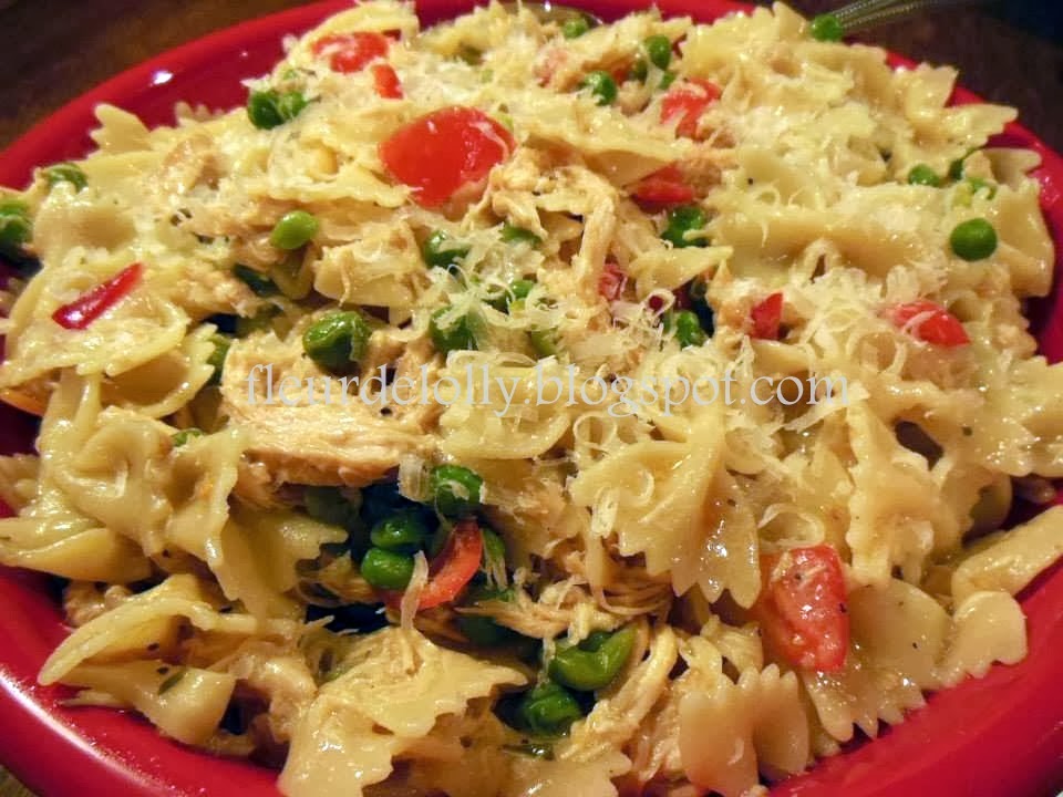 Fleur de Lolly Bow Tie Pasta Salad with Lemon Pepper Chicken