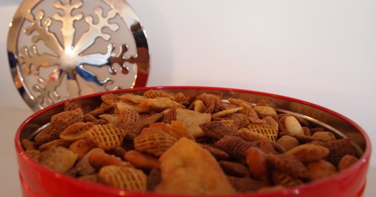 Craft Room Confidential {Homemade is Better} Crispix/Chex Mix