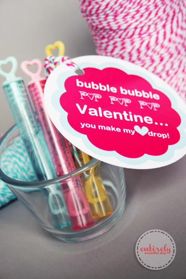 Free Printable Valentines for kids. Just attach to a little bottle of bubbles. Candy-free Valentine! #valentine #bubbles #valentinesday