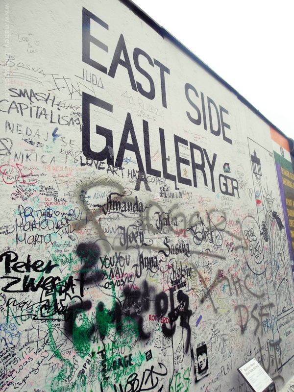 Nabil Aizat Bin Abdul Rahman Crossing The Berlin Wall