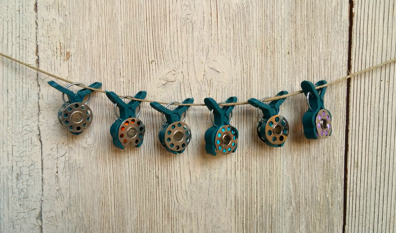 Ella & Nesta's Little Room Sunday Stash DIY Bobbin Clips (or Clamps)