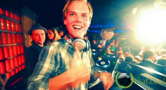 Avicii feat Nicki Romero - I Could Be The One  Avicii feat Nicki Romero - I Could Be The One