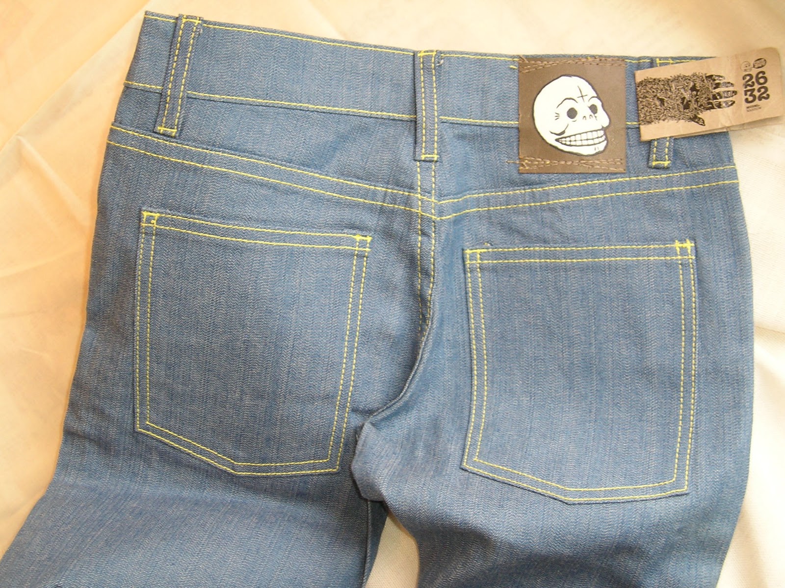 Emmet Garage Sale Cheap Monday Petite 26 X 32