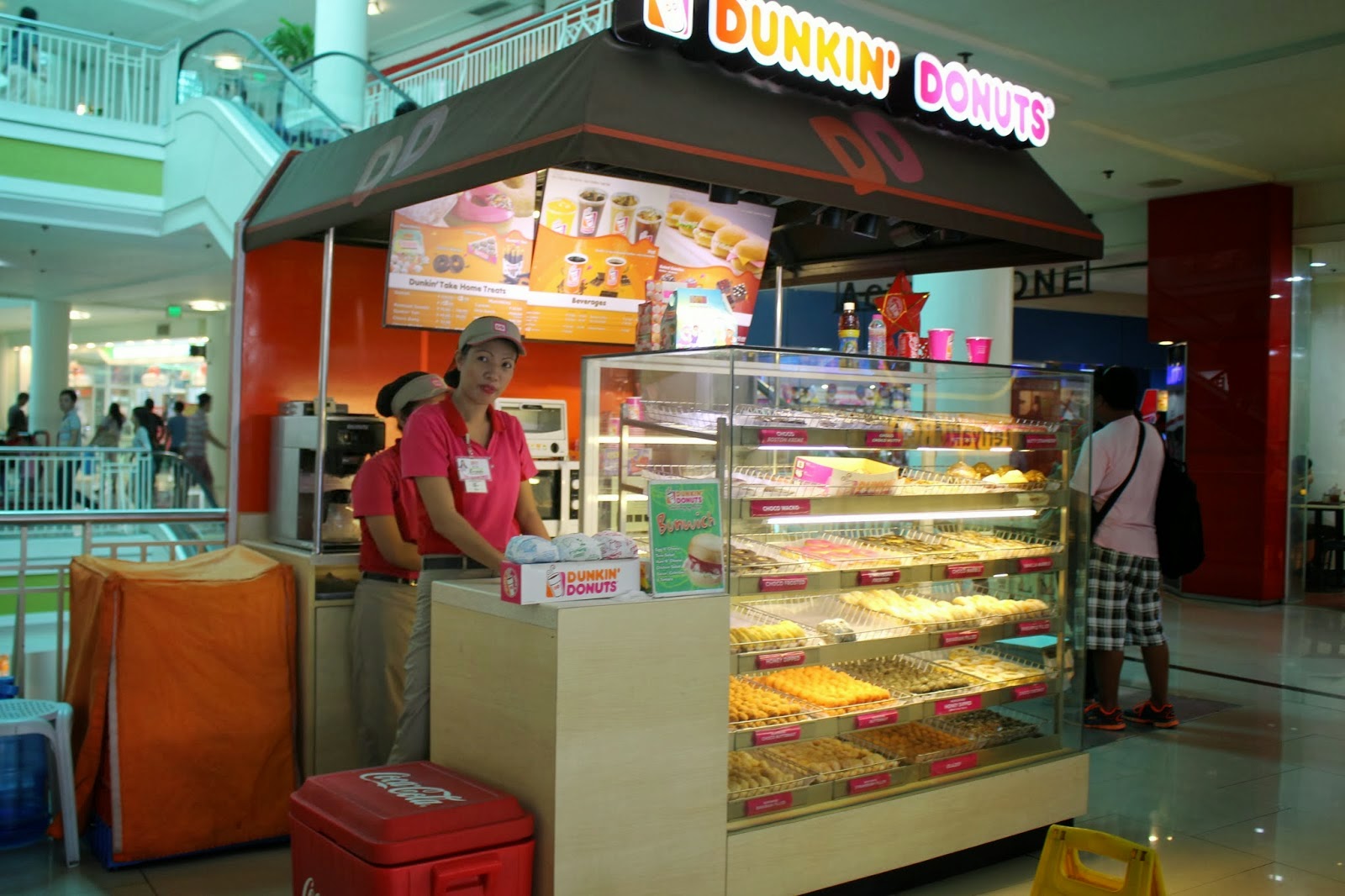 WilliamPennmanship Dunkin' Donuts kiosk opens inside Center City Dunkin' Donuts