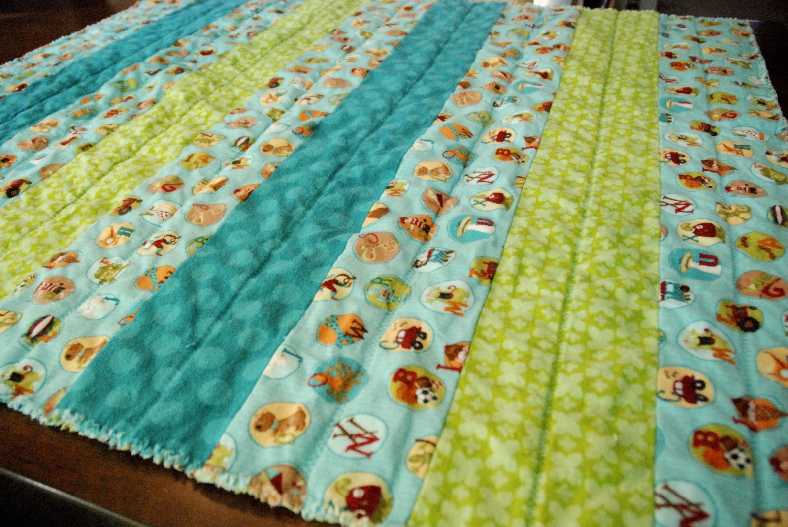DIY 3 Hour Flannel Strip Baby Quilt