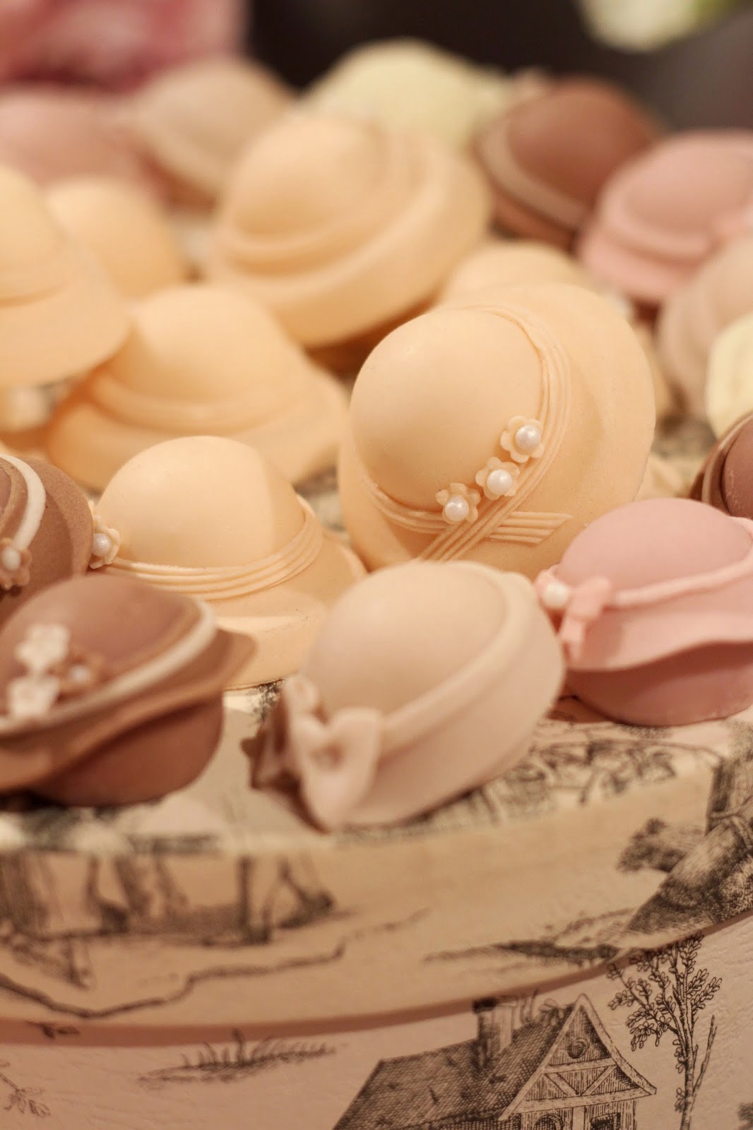 Estande_Louzieh_Doces_Decorados_Chapéus