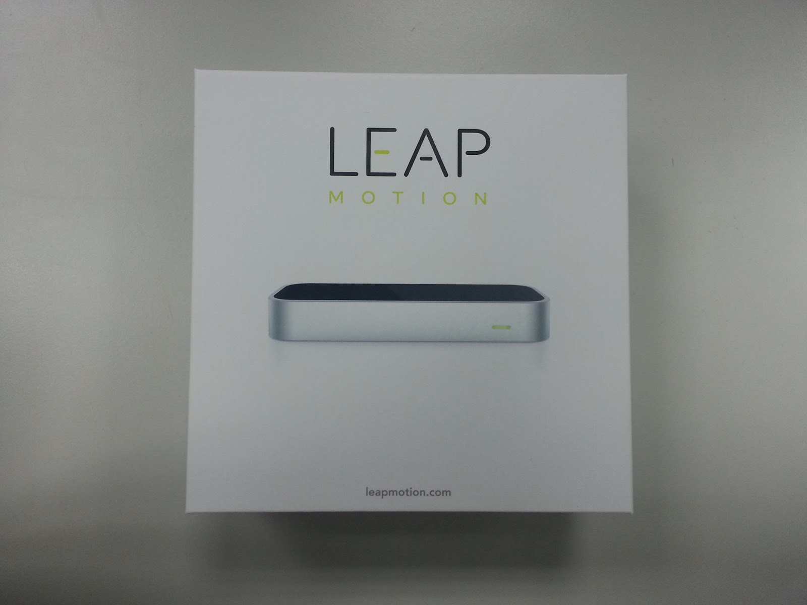LEAP MOTION Sensor 開箱