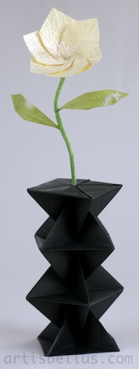 Mother's Day Origami: A Flower in a Vase