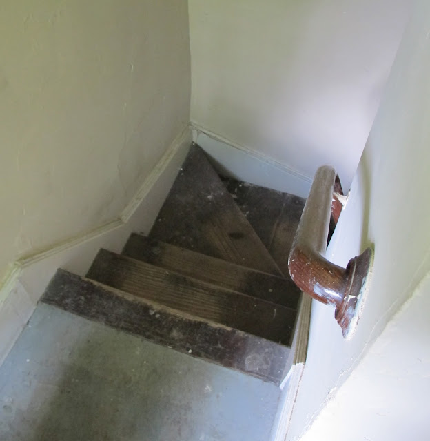 BIG OLD HOUSES Locust Valley Lockjaw