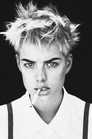 So as a come back I decided on one of my favourite people Agyness Deyn