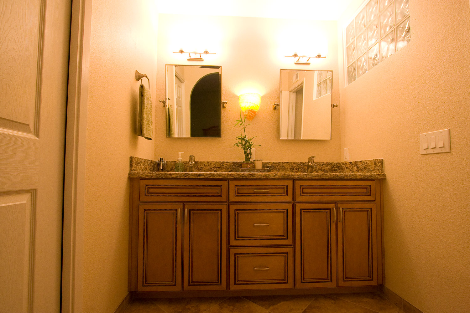 Kraftmaid Bathroom Vanity Bathroom Showers