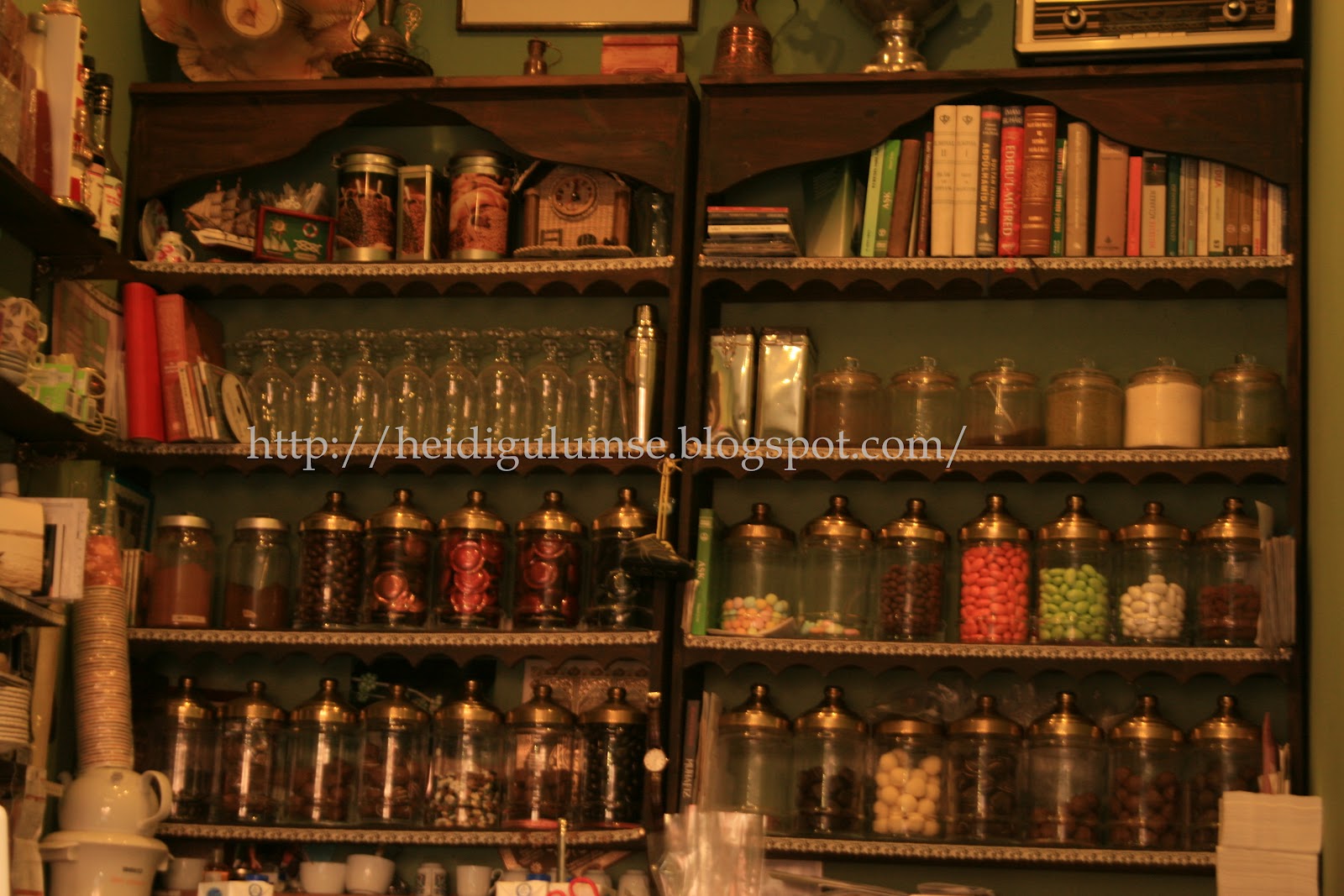 Heidi Gülümse ) Çikolata Kahve İstanbul