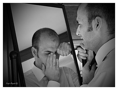 PRIMER PREMIO DEL III CONCURSO DE FOTOGRAFÍA "GUSTAVO ROBLEDANO" La cara no es el espejo del alma 