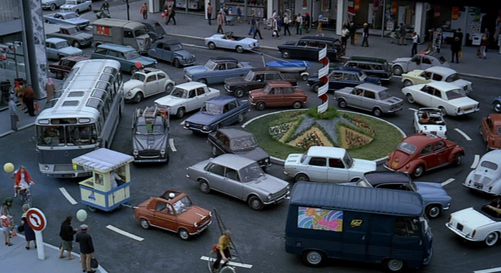 Film Ha Ha Playtime (dir. Jacques Tati, 1967)