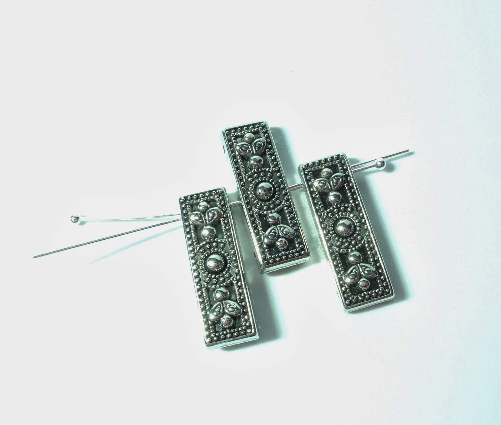 How to Make a Pendant from 3Hole Connectors The Beading Gem's Journal