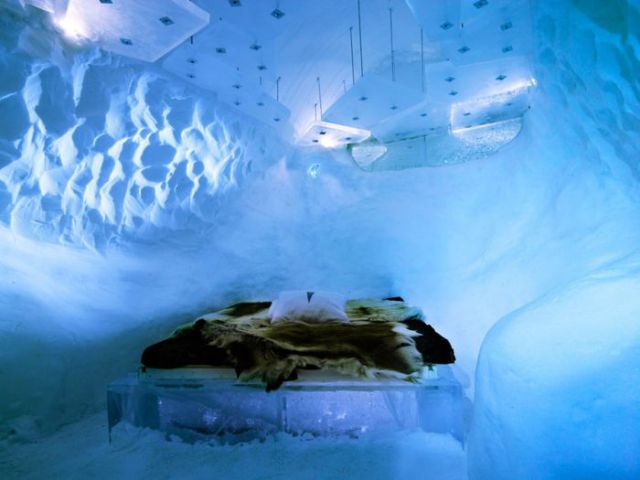 Εντυπωσιακό ξενοδοχείο από πάγο (Icehotel) στη Σουηδία Icehotel_pk-news+%281%29
