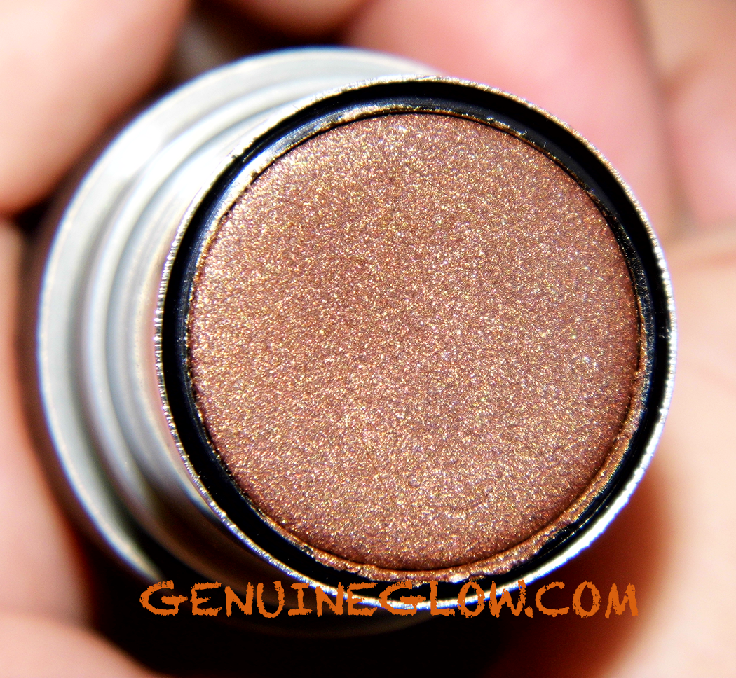 Genuine Glow My New Bronzer Ilia Beauty Illuminator in Sway